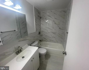 2715 Crest Avenue - Photo Thumbnail 9