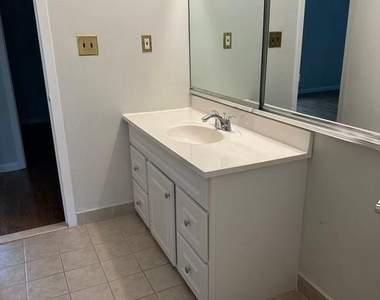 156 Nathan Drive - Photo Thumbnail 3