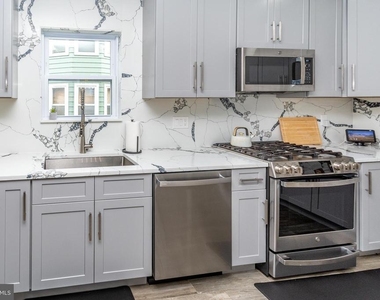 2633 Nottingham Way - Photo Thumbnail 17