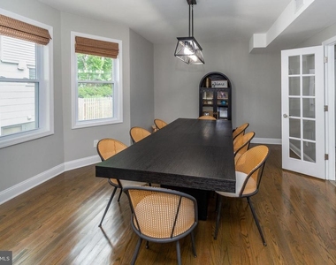 2633 Nottingham Way - Photo Thumbnail 12