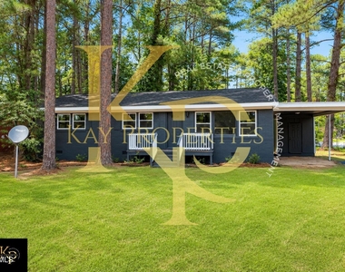 1828 Windsor Drive - Photo Thumbnail 1