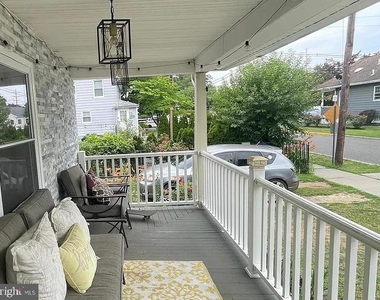 106 Reed - Photo Thumbnail 1