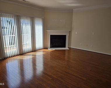 329 Kinellan Lane - Photo Thumbnail 2