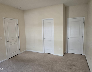 329 Kinellan Lane - Photo Thumbnail 24