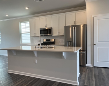 642 Gimari Drive - Photo Thumbnail 14
