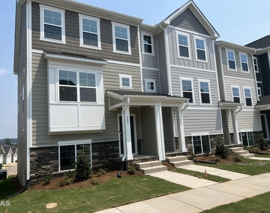 642 Gimari Drive - Photo Thumbnail 1