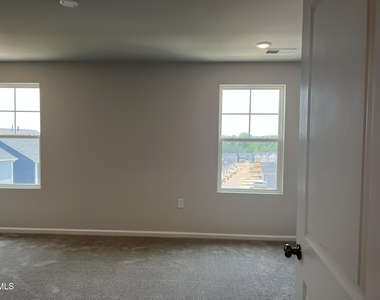 642 Gimari Drive - Photo Thumbnail 24