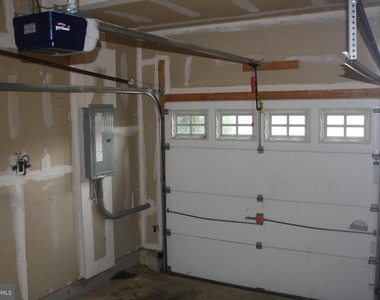 189 Westbrook Drive - Photo Thumbnail 3