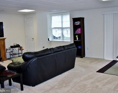 189 Westbrook Drive - Photo Thumbnail 32
