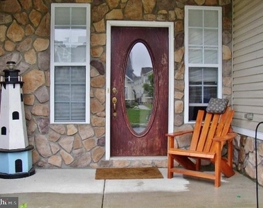 189 Westbrook Drive - Photo Thumbnail 2