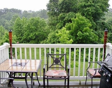 189 Westbrook Drive - Photo Thumbnail 16