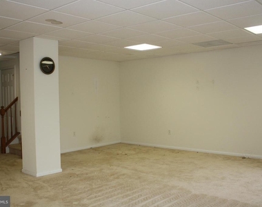 189 Westbrook Drive - Photo Thumbnail 33