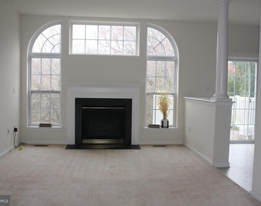 189 Westbrook Drive - Photo Thumbnail 6