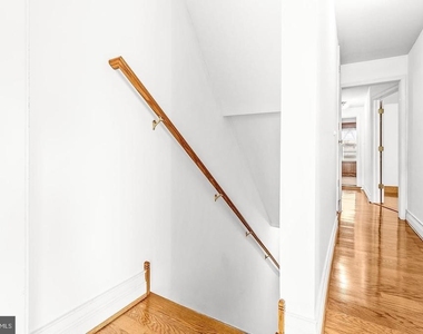 117 S Pavilion Avenue - Photo Thumbnail 3