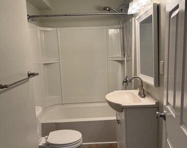 446 W Broad Street - Photo Thumbnail 12