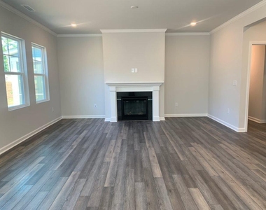139 Yellow Iris Drive - Photo Thumbnail 12