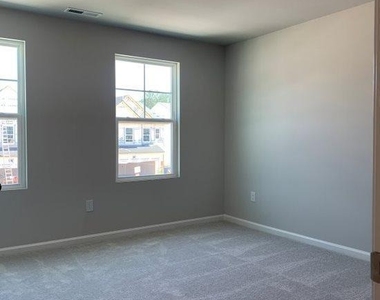 139 Yellow Iris Drive - Photo Thumbnail 17