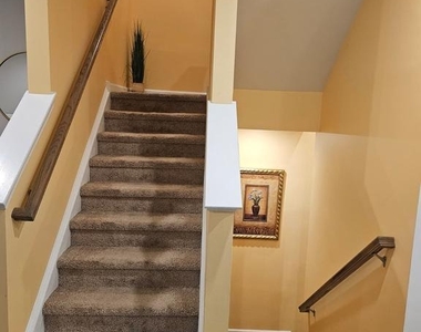 13 Foundry Boulevard - Photo Thumbnail 5