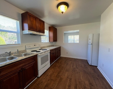 8324 Stephenson Road - Photo Thumbnail 4