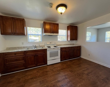 8324 Stephenson Road - Photo Thumbnail 3