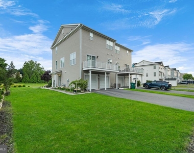 42 Mountie Lane - Photo Thumbnail 2