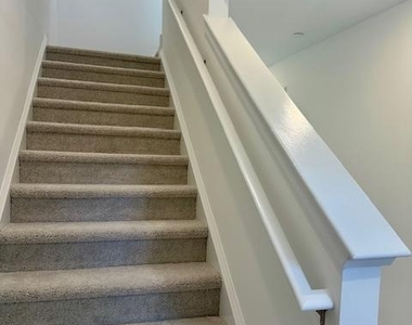 119 West End Avenue - Photo Thumbnail 10