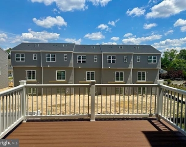 119 West End Avenue - Photo Thumbnail 36