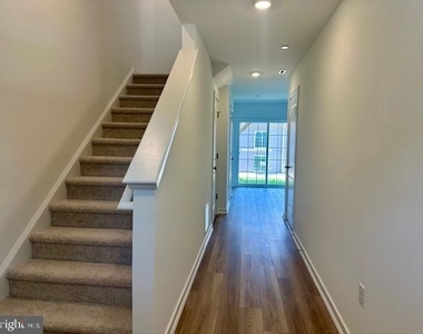 119 West End Avenue - Photo Thumbnail 5