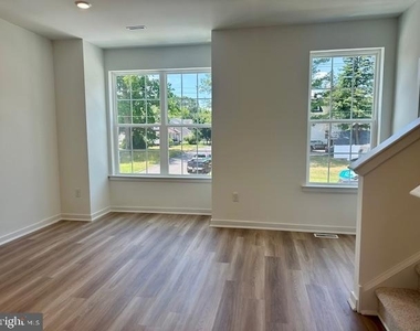 119 West End Avenue - Photo Thumbnail 21