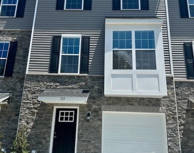 119 West End Avenue - Photo Thumbnail 2