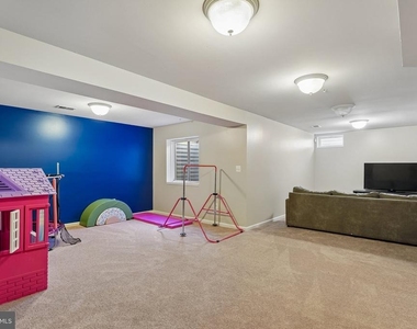 14315 Devinger Place - Photo Thumbnail 19