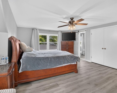 12420 Seabury Lane - Photo Thumbnail 29