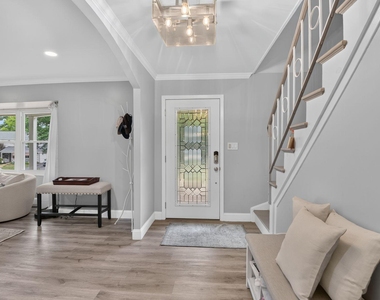 12420 Seabury Lane - Photo Thumbnail 6