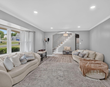 12420 Seabury Lane - Photo Thumbnail 3