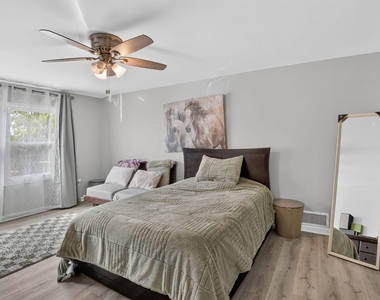 12420 Seabury Lane - Photo Thumbnail 36