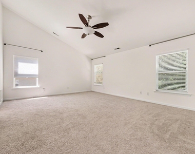 508 Ashburn Lane - Photo Thumbnail 18