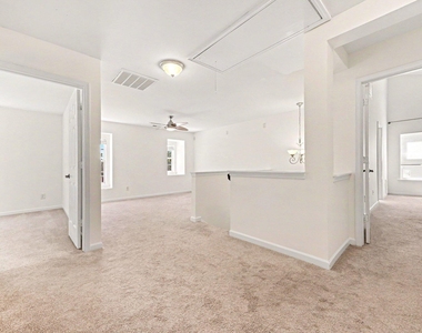 508 Ashburn Lane - Photo Thumbnail 15