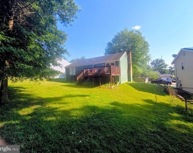8406 Bella Vista Terrace - Photo Thumbnail 12