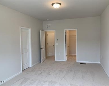 6193 Beale Loop - Photo Thumbnail 4