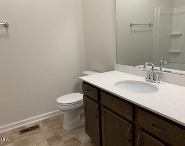 6193 Beale Loop - Photo Thumbnail 5