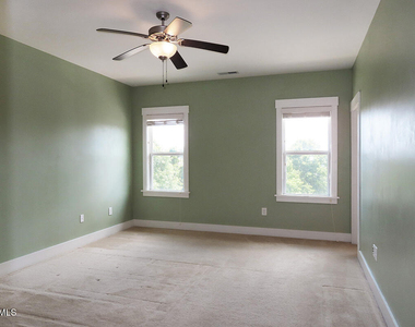 35 Winkler Way - Photo Thumbnail 10