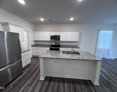 115 S Keatts Winner Court - Photo Thumbnail 1