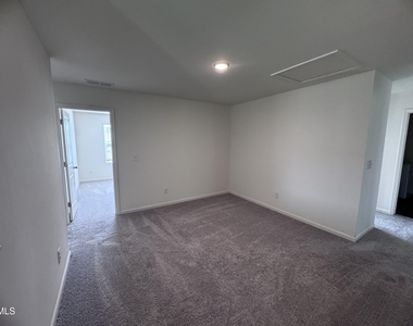 115 S Keatts Winner Court - Photo Thumbnail 10