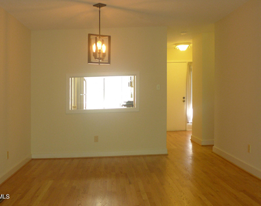 424 Fairoaks Circle - Photo Thumbnail 6