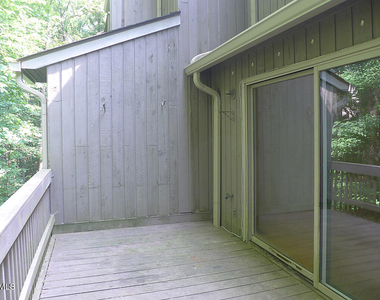 424 Fairoaks Circle - Photo Thumbnail 22
