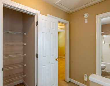 2007 White Pond Court - Photo Thumbnail 23