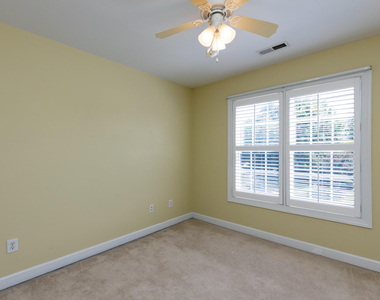 2007 White Pond Court - Photo Thumbnail 27