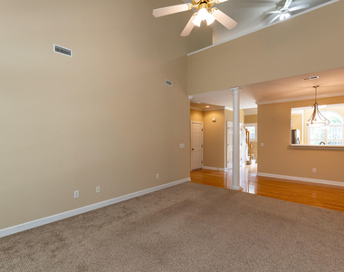 2007 White Pond Court - Photo Thumbnail 12