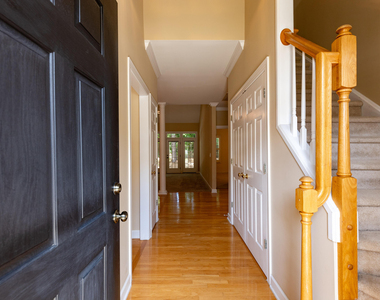 2007 White Pond Court - Photo Thumbnail 3