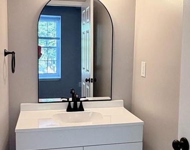 18674 Winding Creek Place - Photo Thumbnail 20